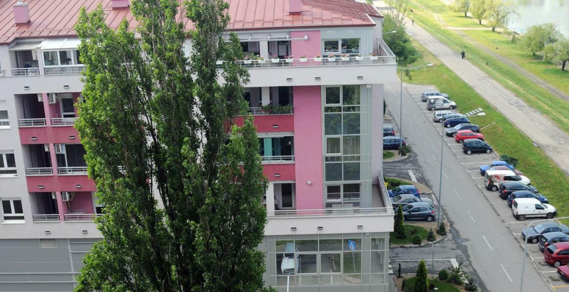 Tamis Kapija Apartment Pancevo Bagian luar foto